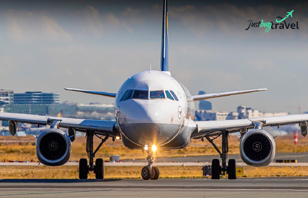 Read more about the article Everything You Need to Know About Booking Flights to London in 2025