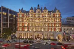 Justbuytravel|Book hotel in London