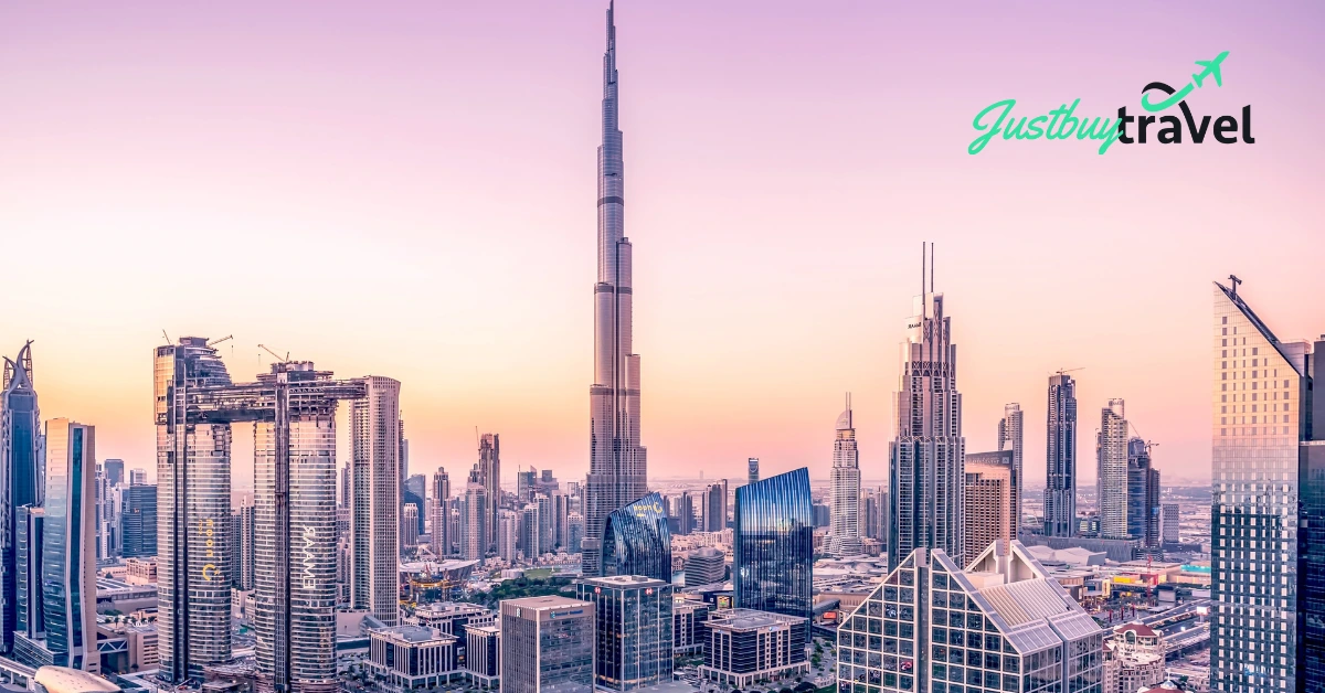 Read more about the article 5 Tips for Dubai: A Sassy Survival Guide to the Sparkliest Desert City